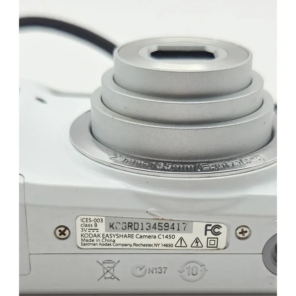 Kodak EasyShare C1450 White 14MP Digital Camera Tested Works W/ Case 8GM SD Card